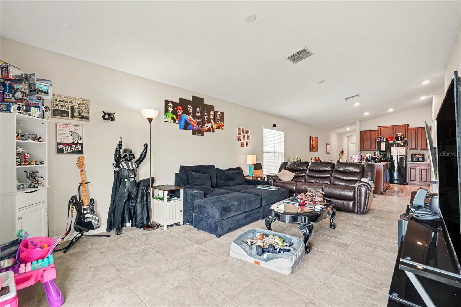 17054 YELLOW PINE ST — photo 5