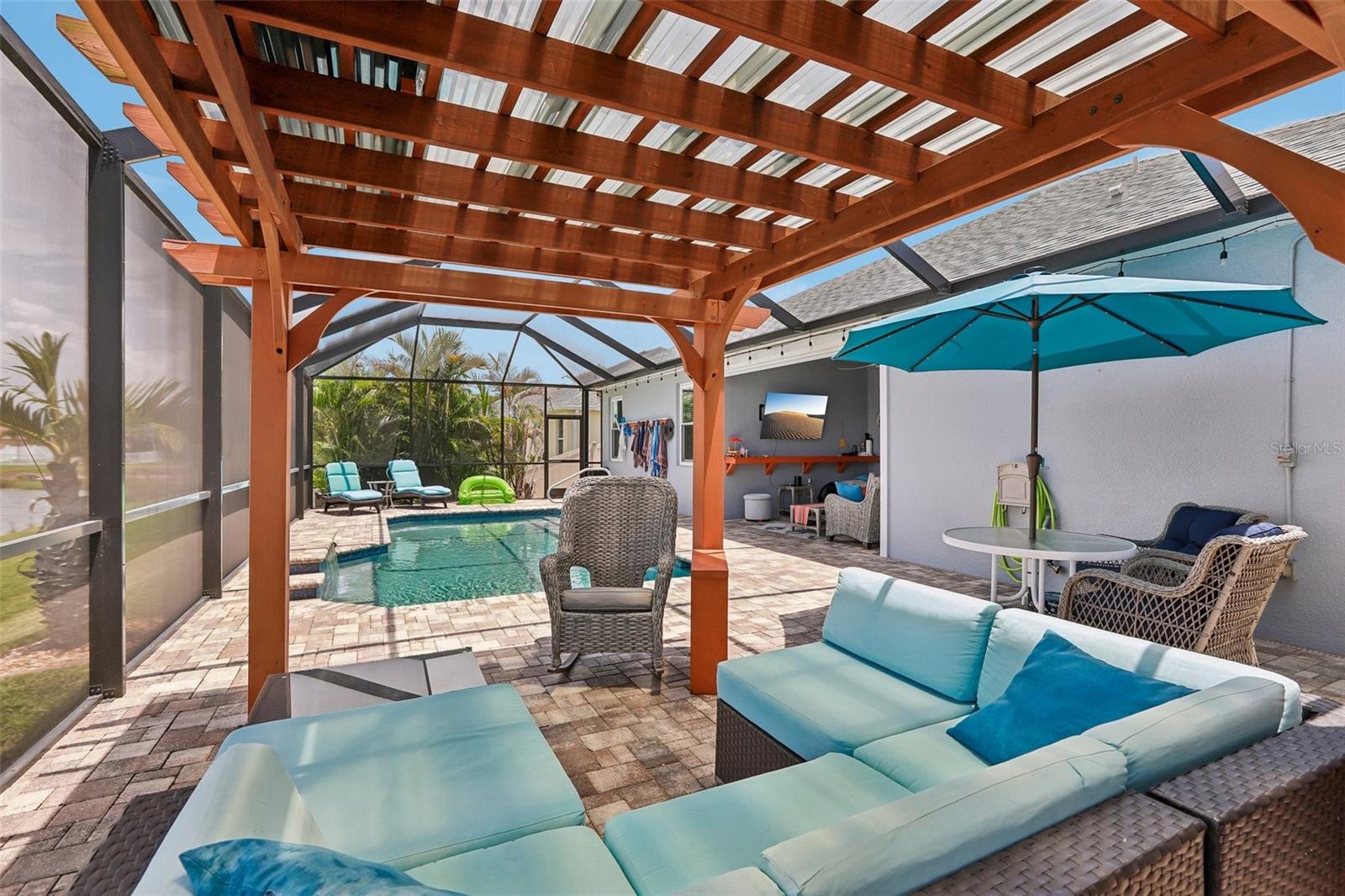 809 SEMINOLE SKY DR — photo 43