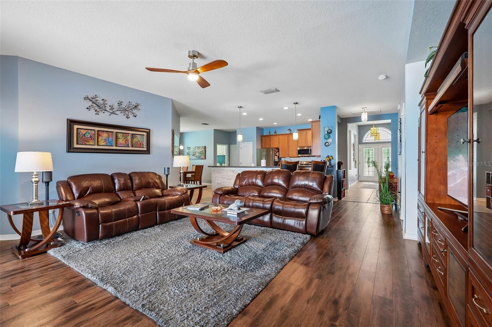 809 SEMINOLE SKY DR — photo 13