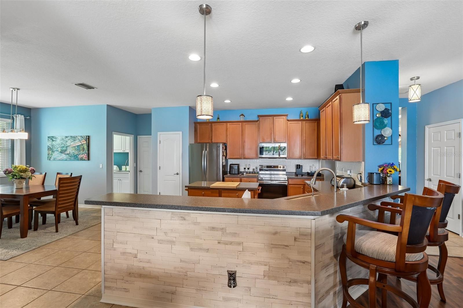 809 SEMINOLE SKY DR — photo 22