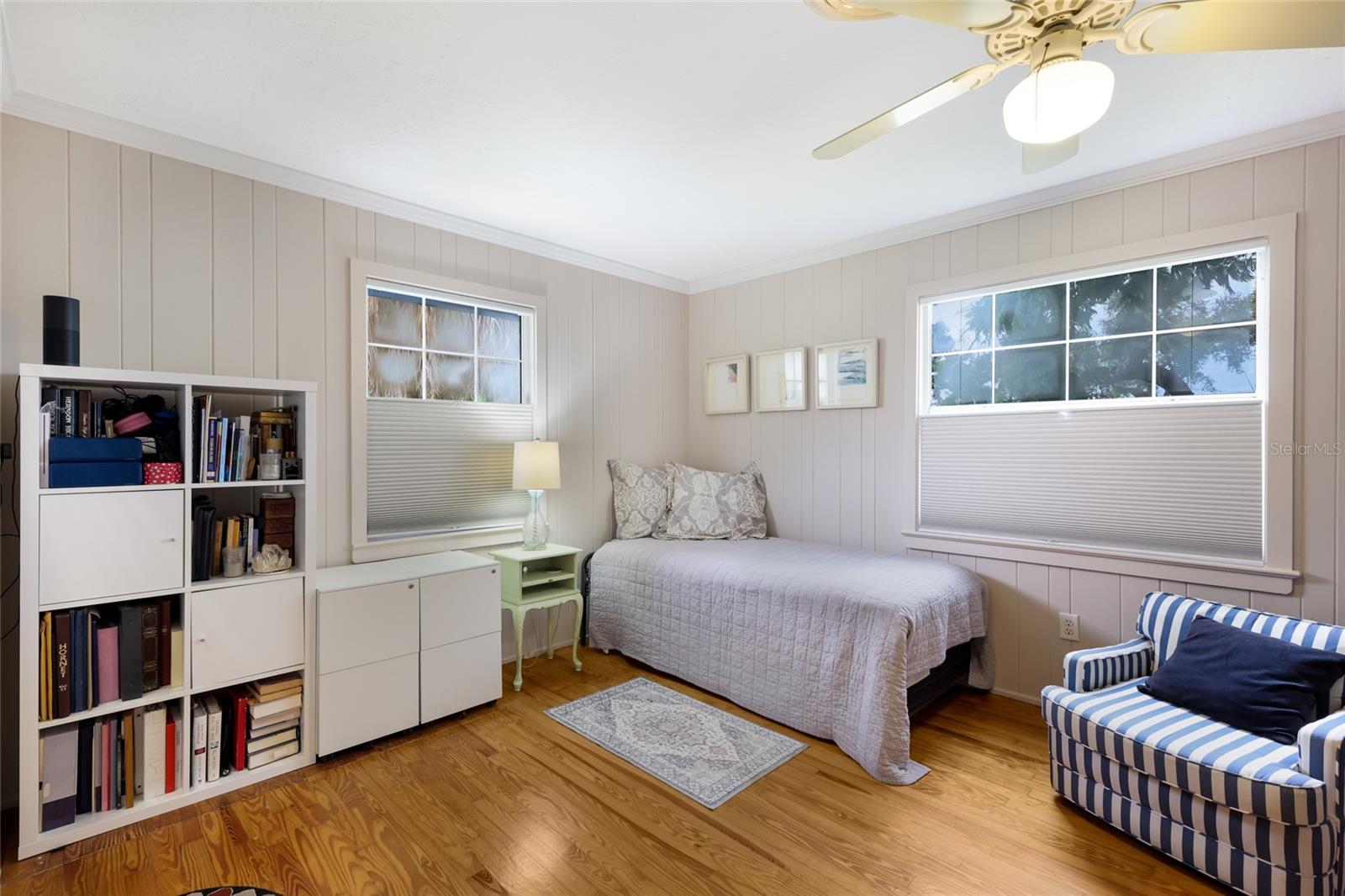 2070 HYDE PARK ST — photo 27