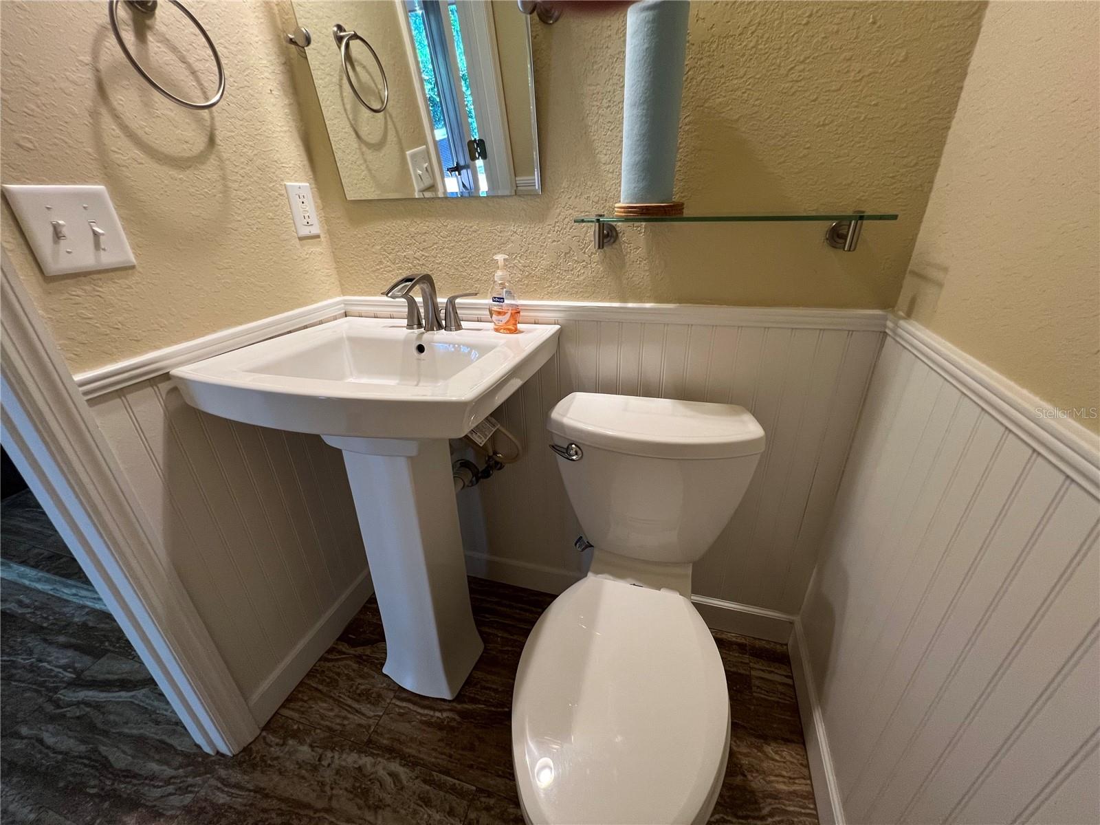 1383 CURLEW RD — photo 10