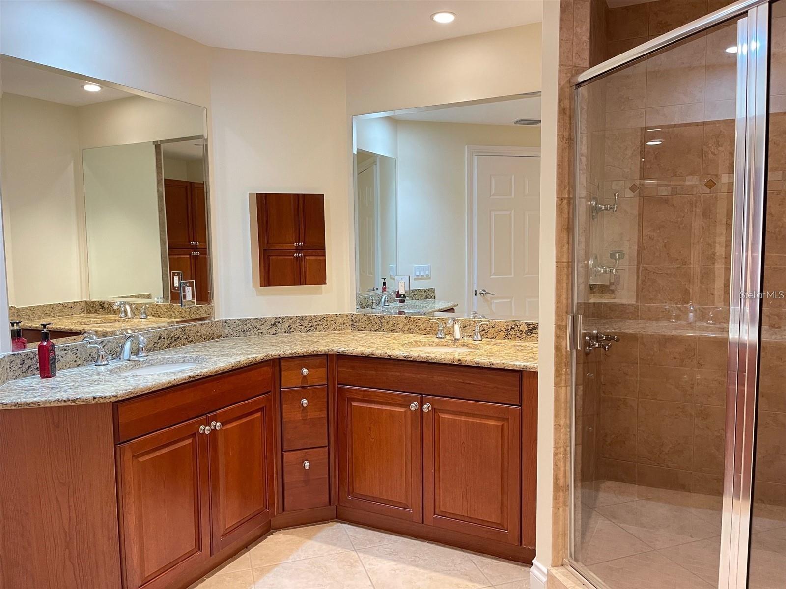 8111 LAKEWOOD MAIN ST #307 — photo 17