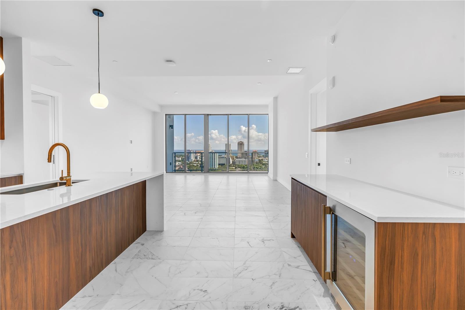 777 3RD AVE N #1704 — photo 3