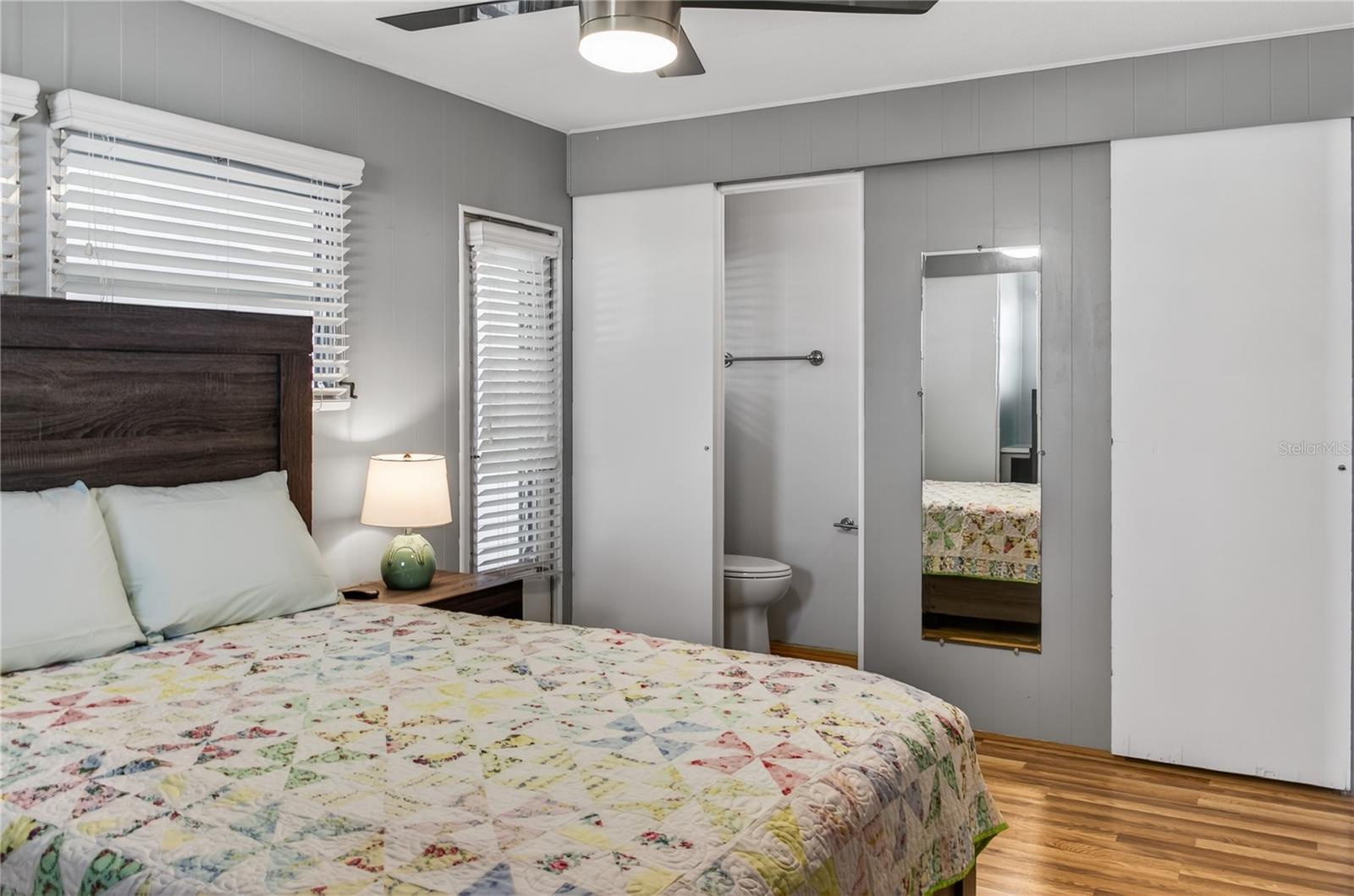 808 S GREEN CIR — photo 19