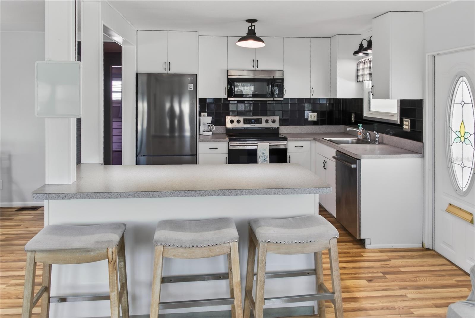 808 S GREEN CIR — photo 15