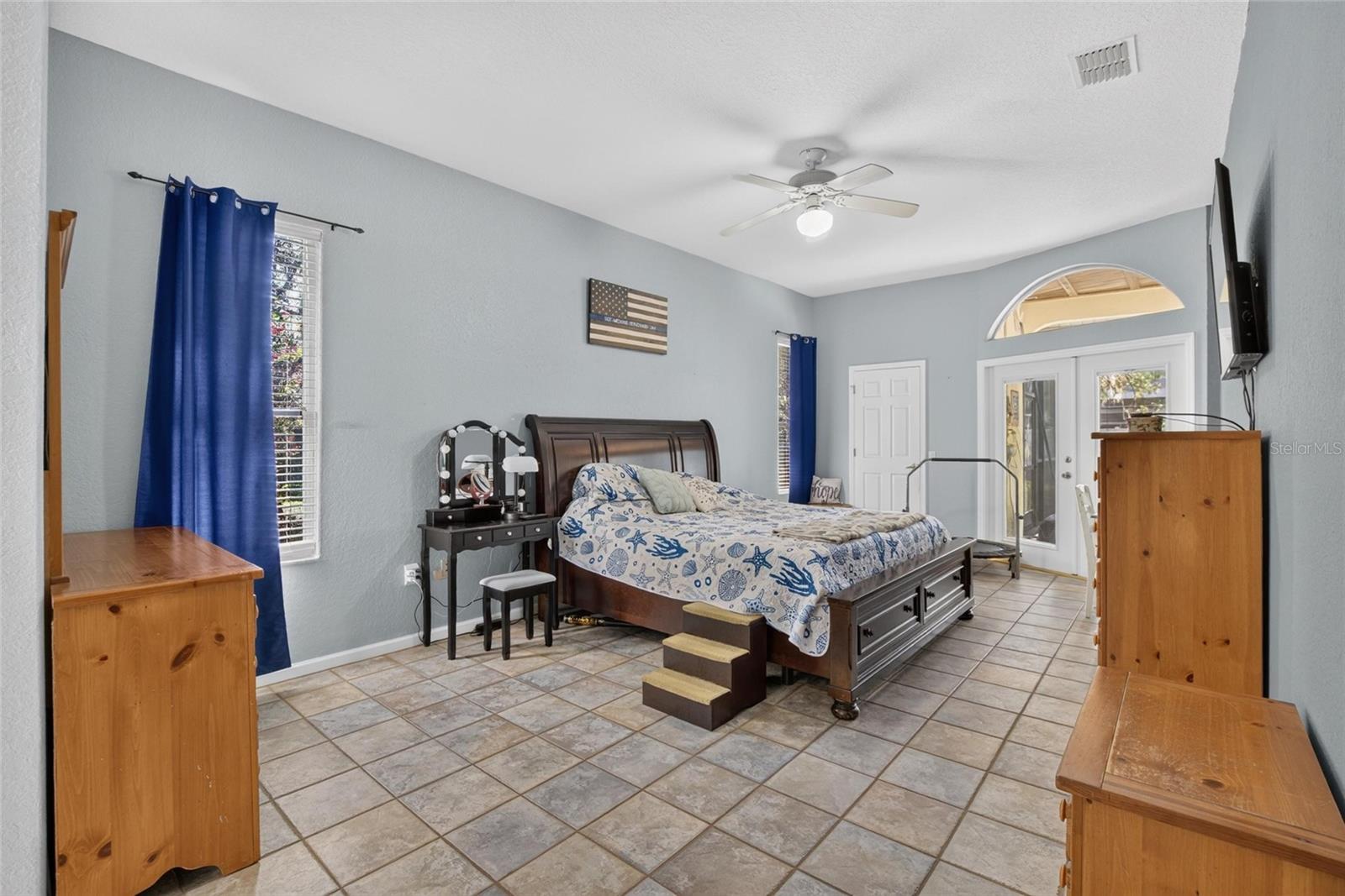 2704 ASTON AVE — photo 33