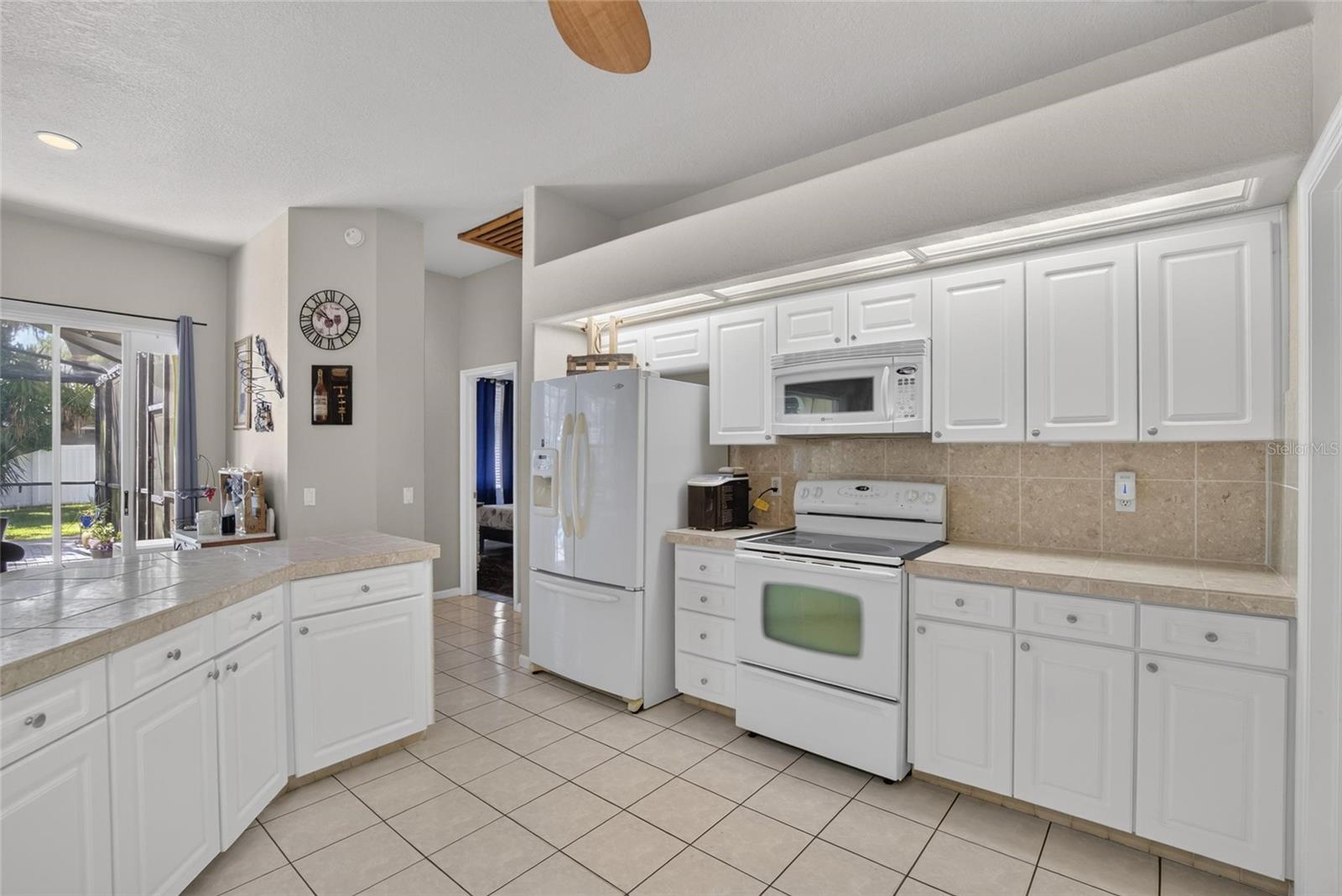 2704 ASTON AVE — photo 20