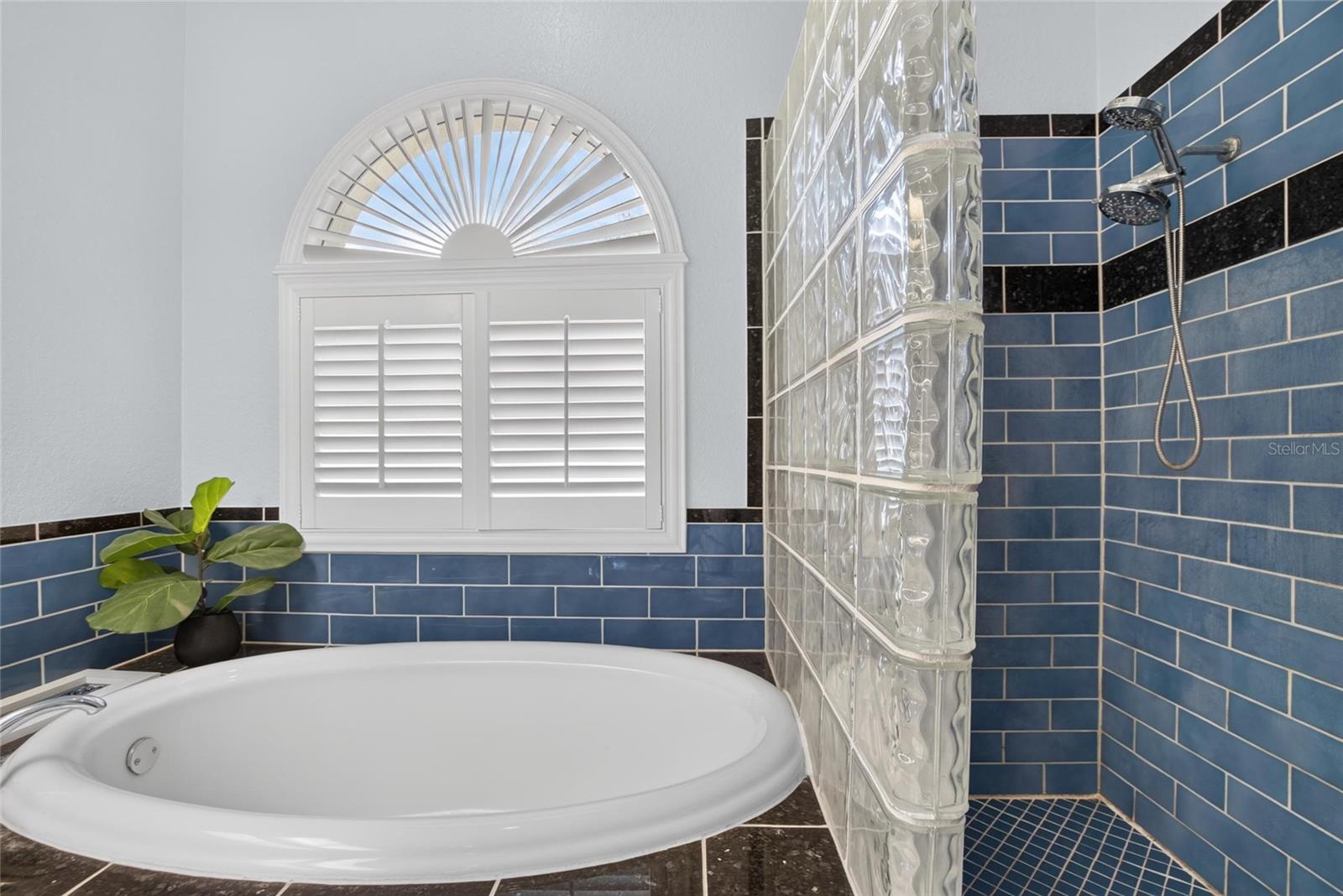 2704 ASTON AVE — photo 39