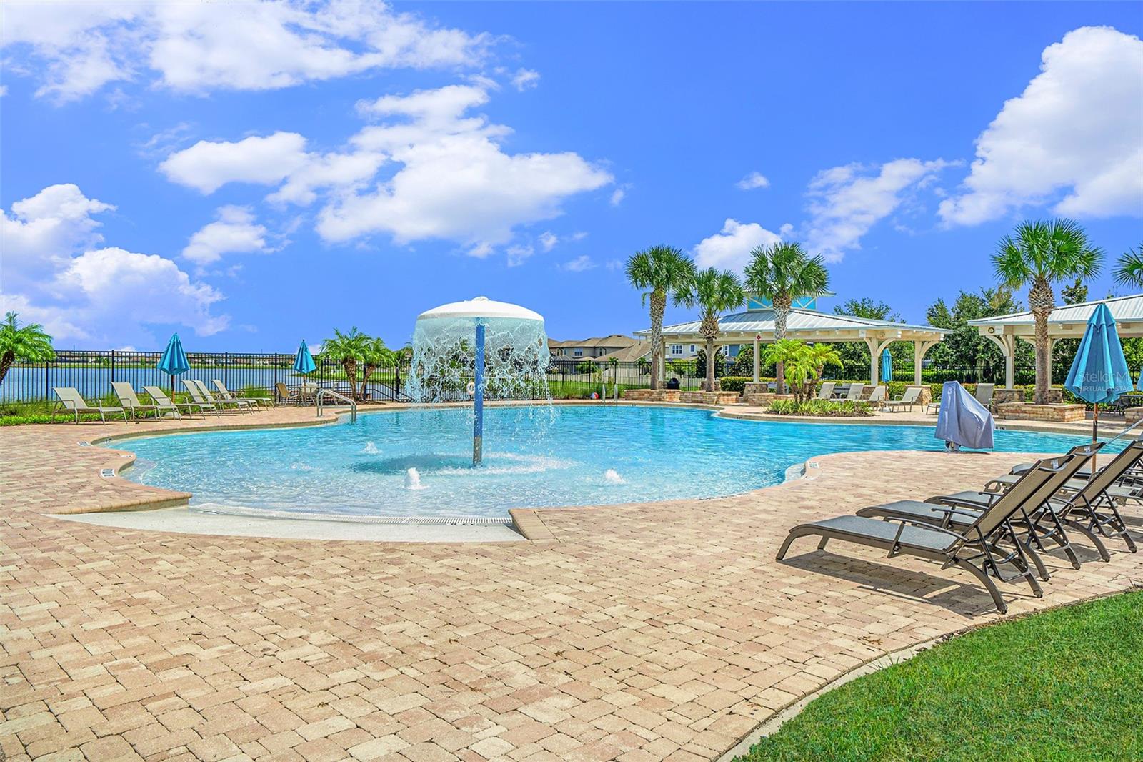 1747 OAK HAMMOCK CT — photo 25