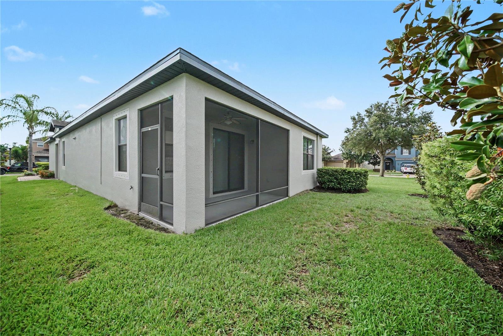1747 OAK HAMMOCK CT — photo 21