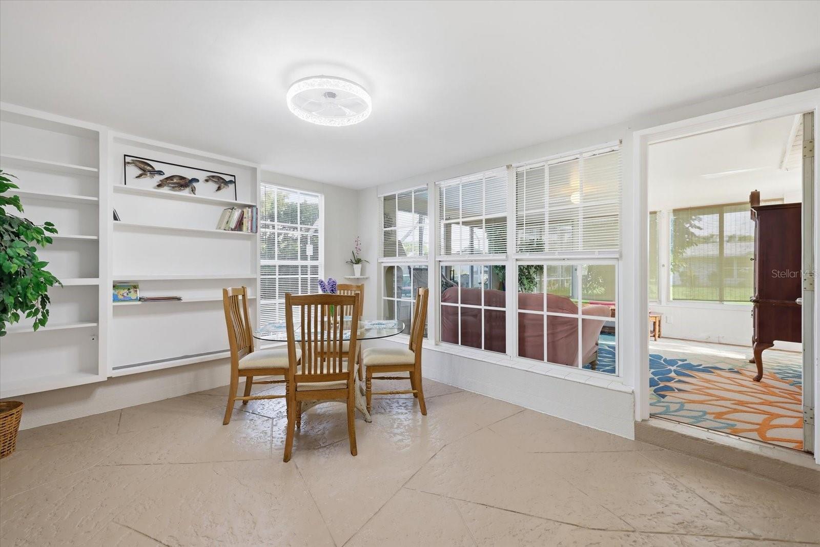 134 PADDINGTON RD — photo 10