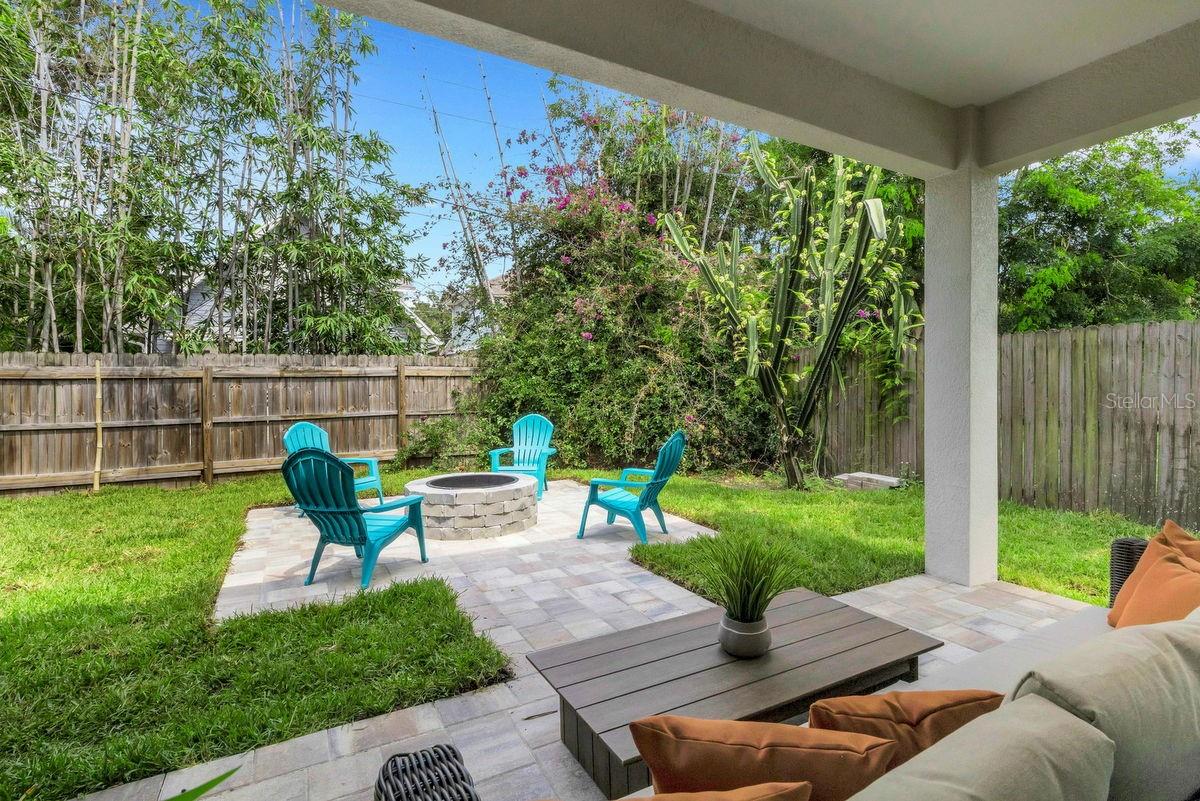 439 LOUDEN AVE — photo 40