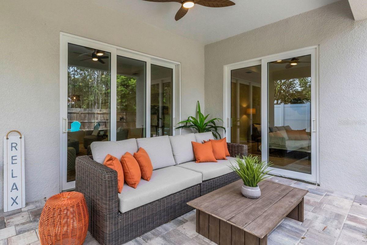 439 LOUDEN AVE — photo 41