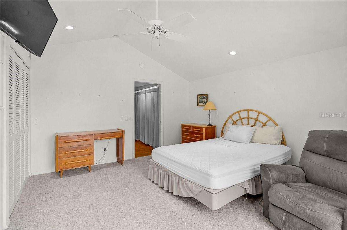 2404 BISPHAM RD — photo 28