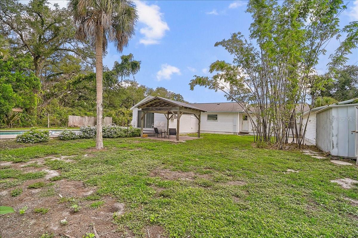 2404 BISPHAM RD — photo 38