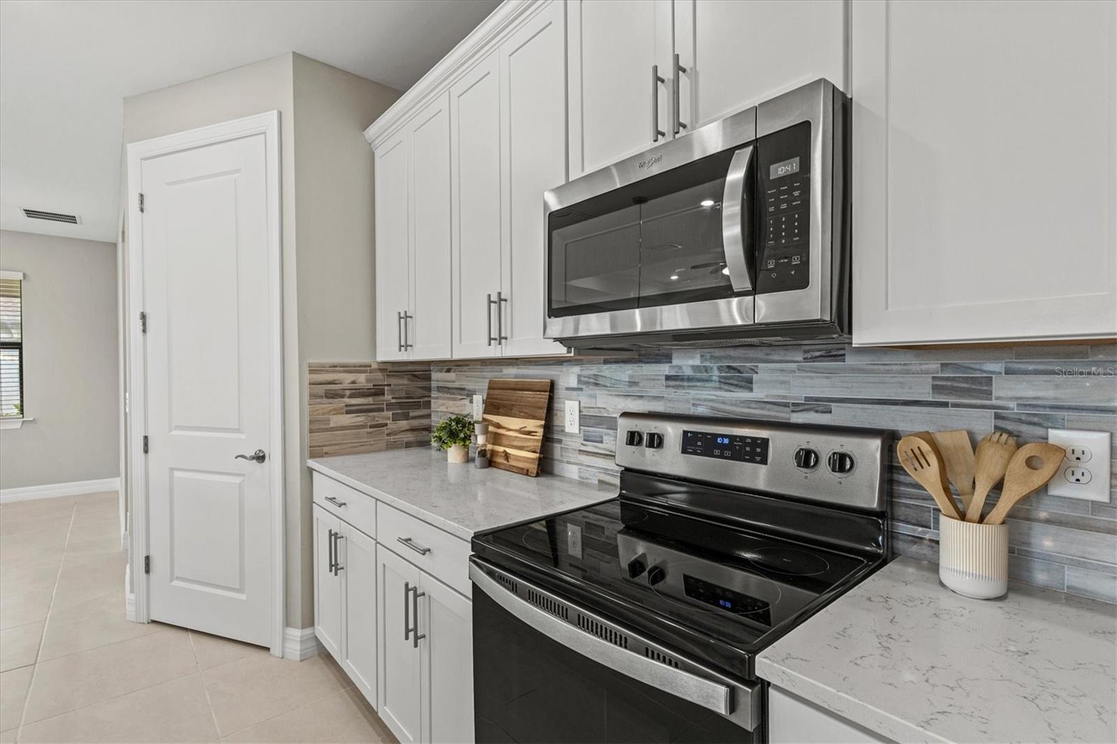 2534 GABEL OAK DR — photo 8