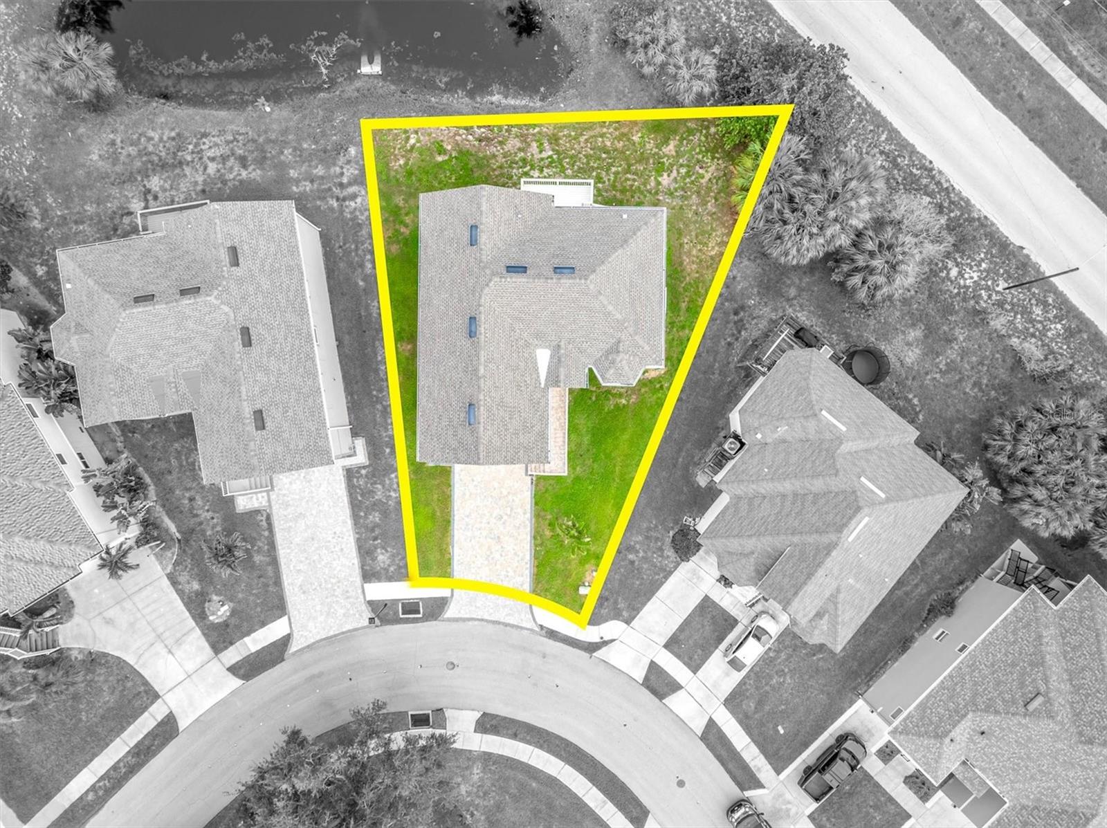 1083 S POINTE ALEXIS DR — photo 41