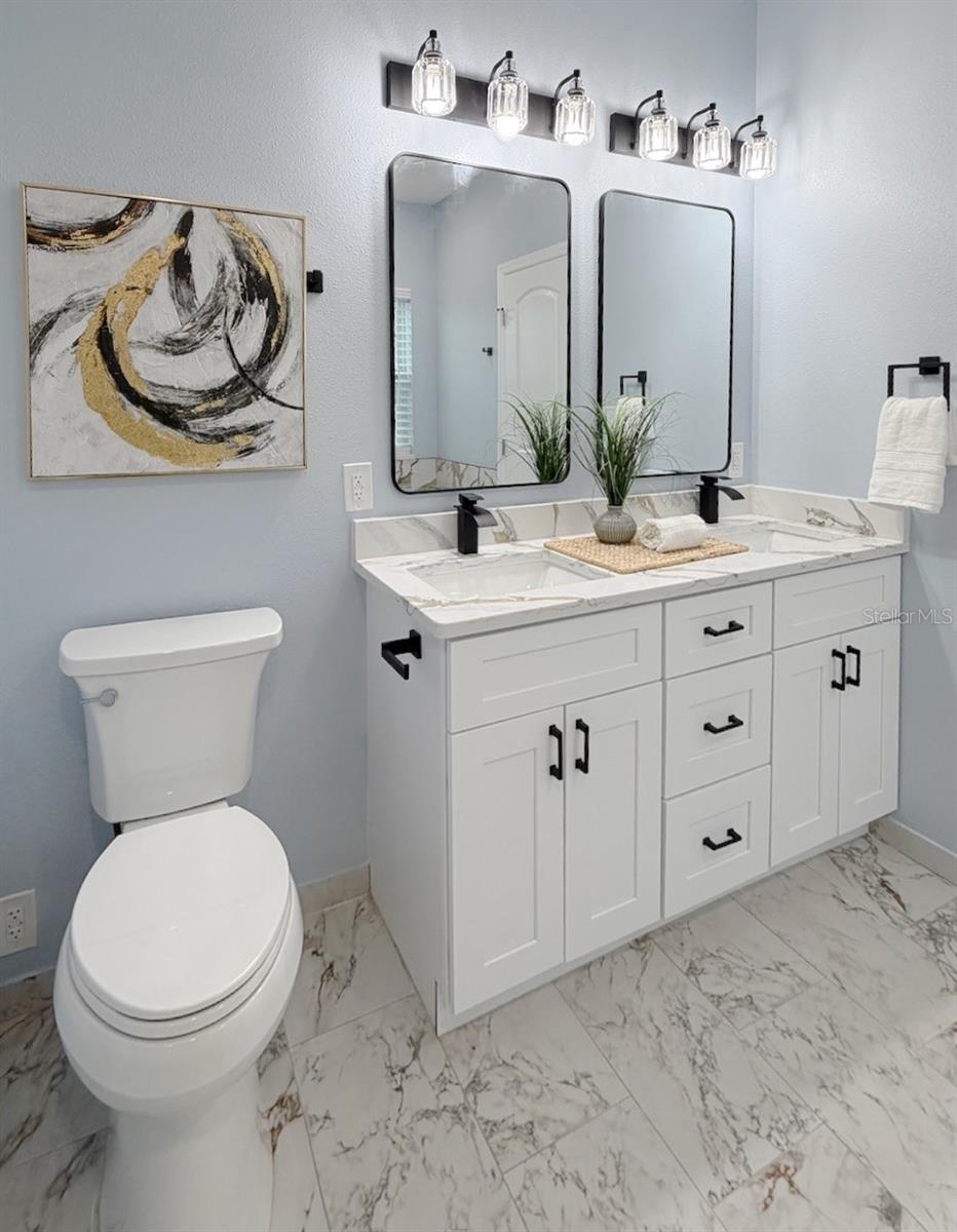 1083 S POINTE ALEXIS DR — photo 32