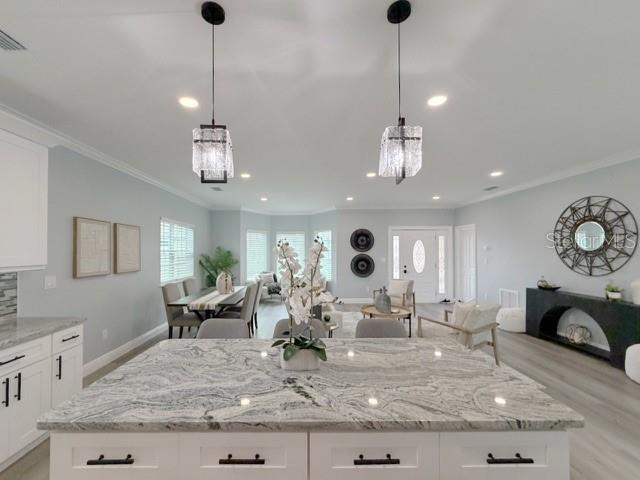 1083 S POINTE ALEXIS DR — photo 15