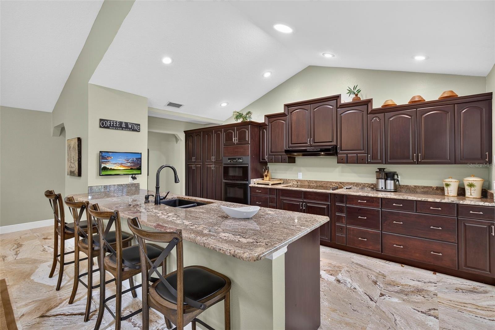 2604 ROYAL LIVERPOOL DR — photo 19