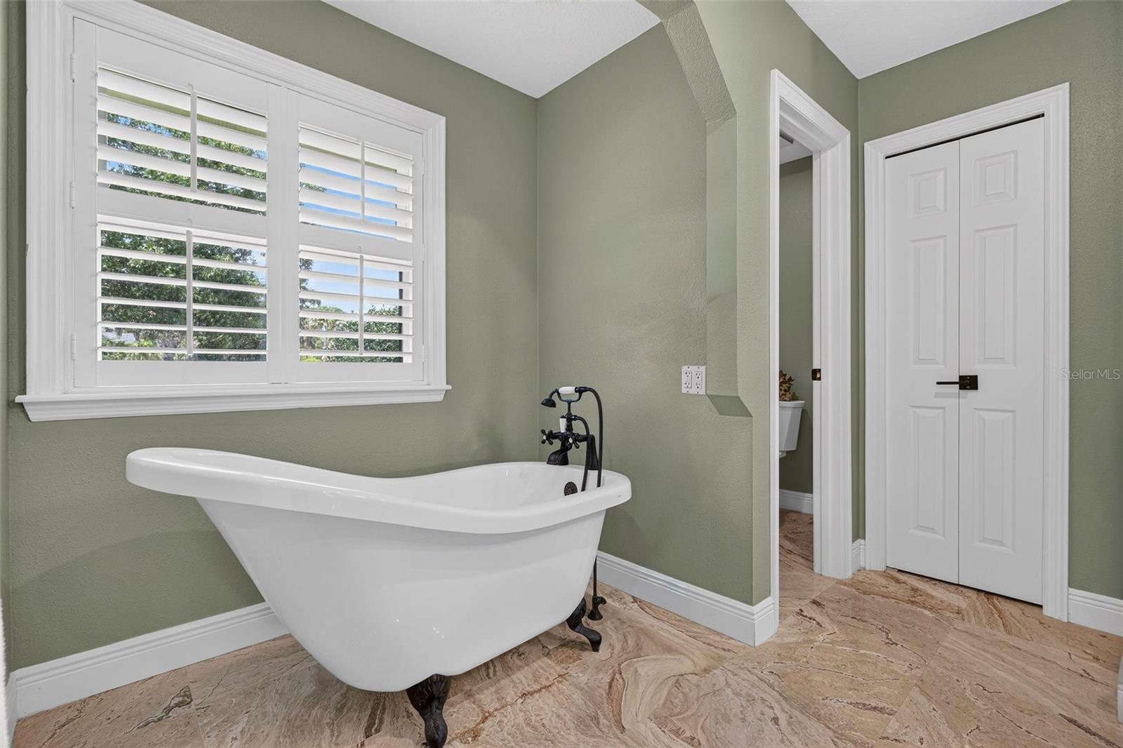 2604 ROYAL LIVERPOOL DR — photo 26