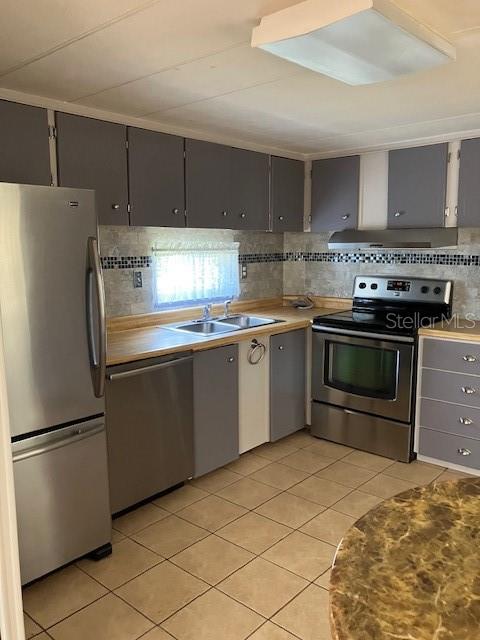 3350 COURTNEY DR — photo 8