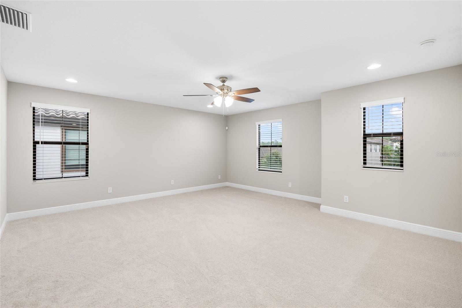 4073 MAURICE AVE — photo 32