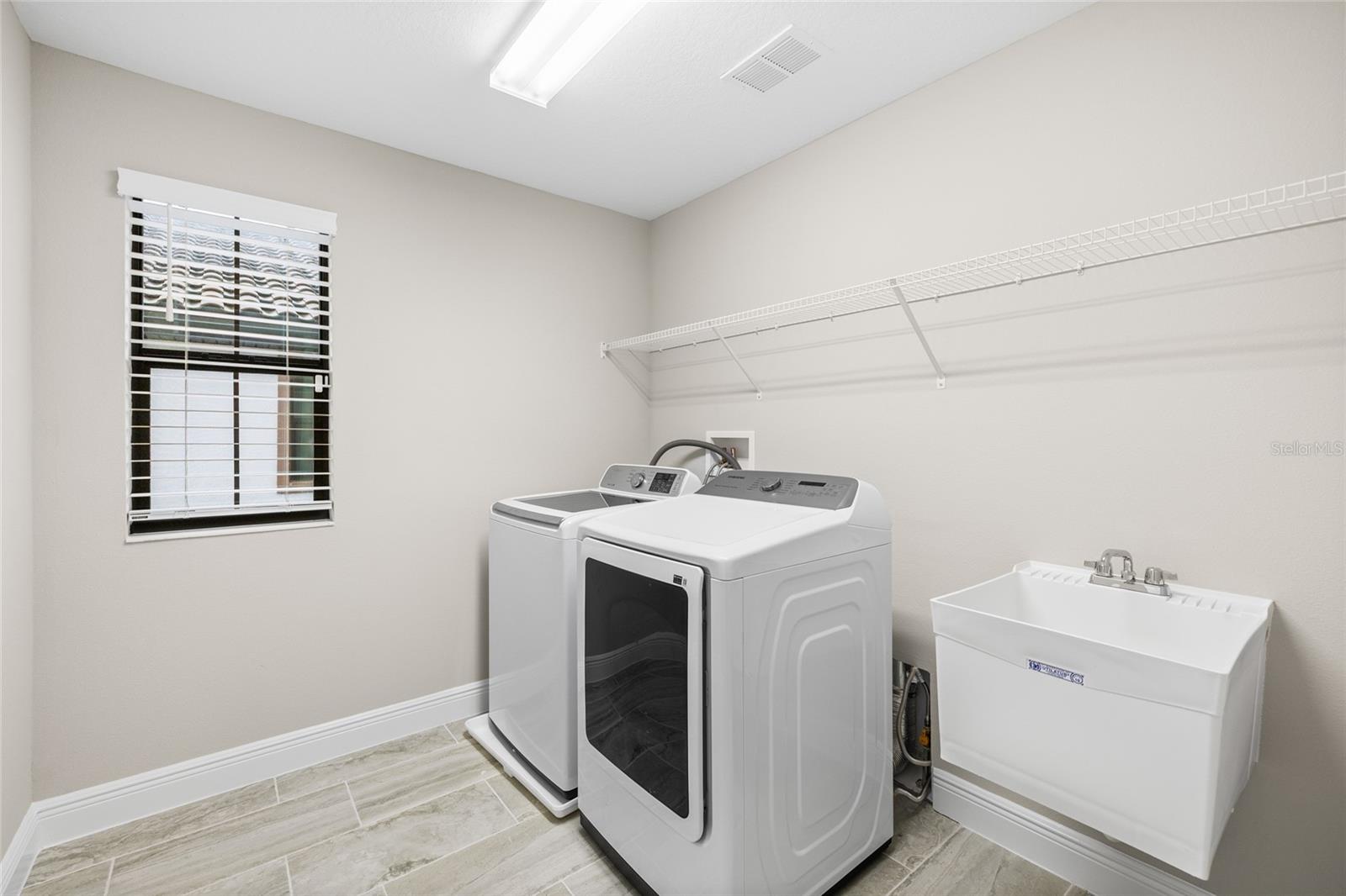 4073 MAURICE AVE — photo 31