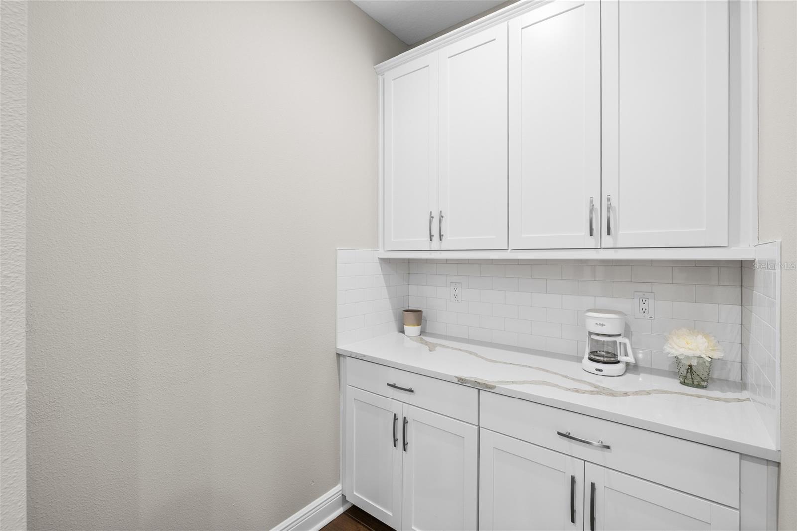 4073 MAURICE AVE — photo 20