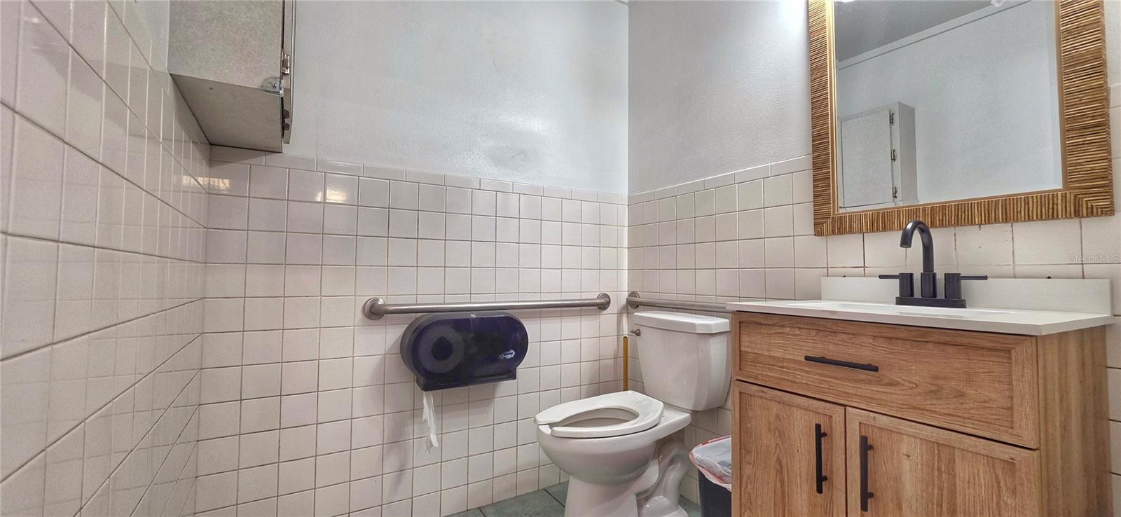 9324 EDEN AVE — photo 32