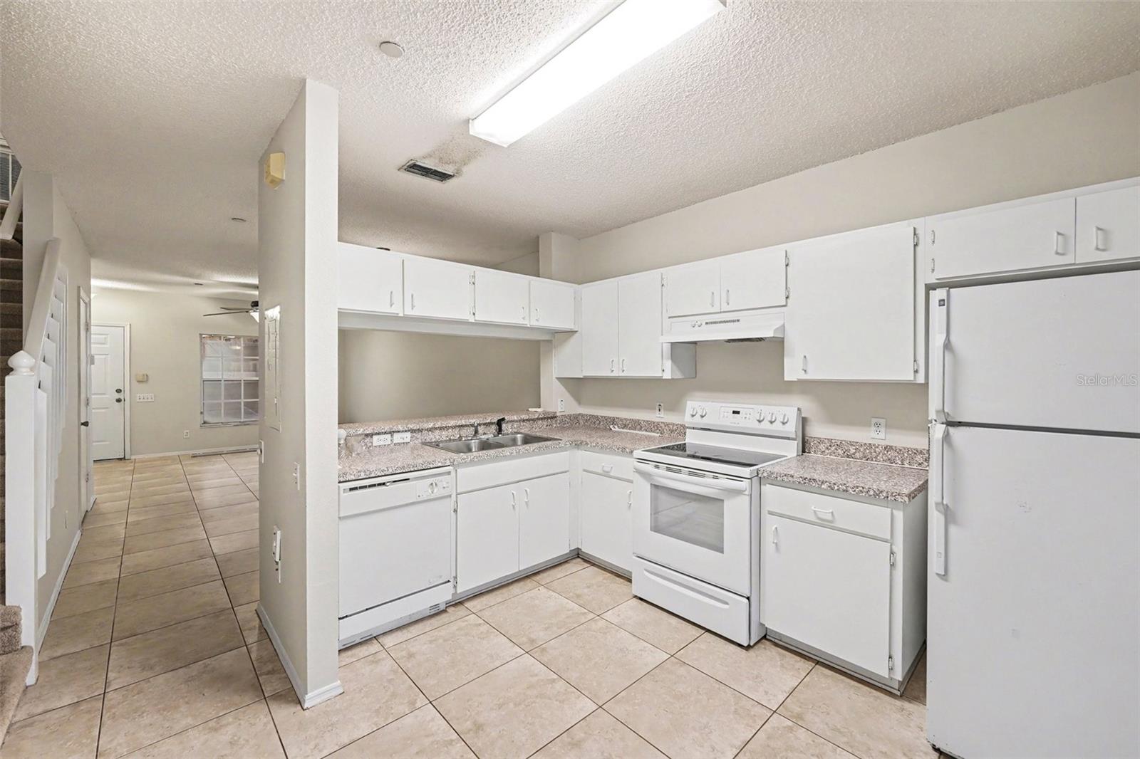 366 COUNTRYSIDE KEY BLVD — photo 8