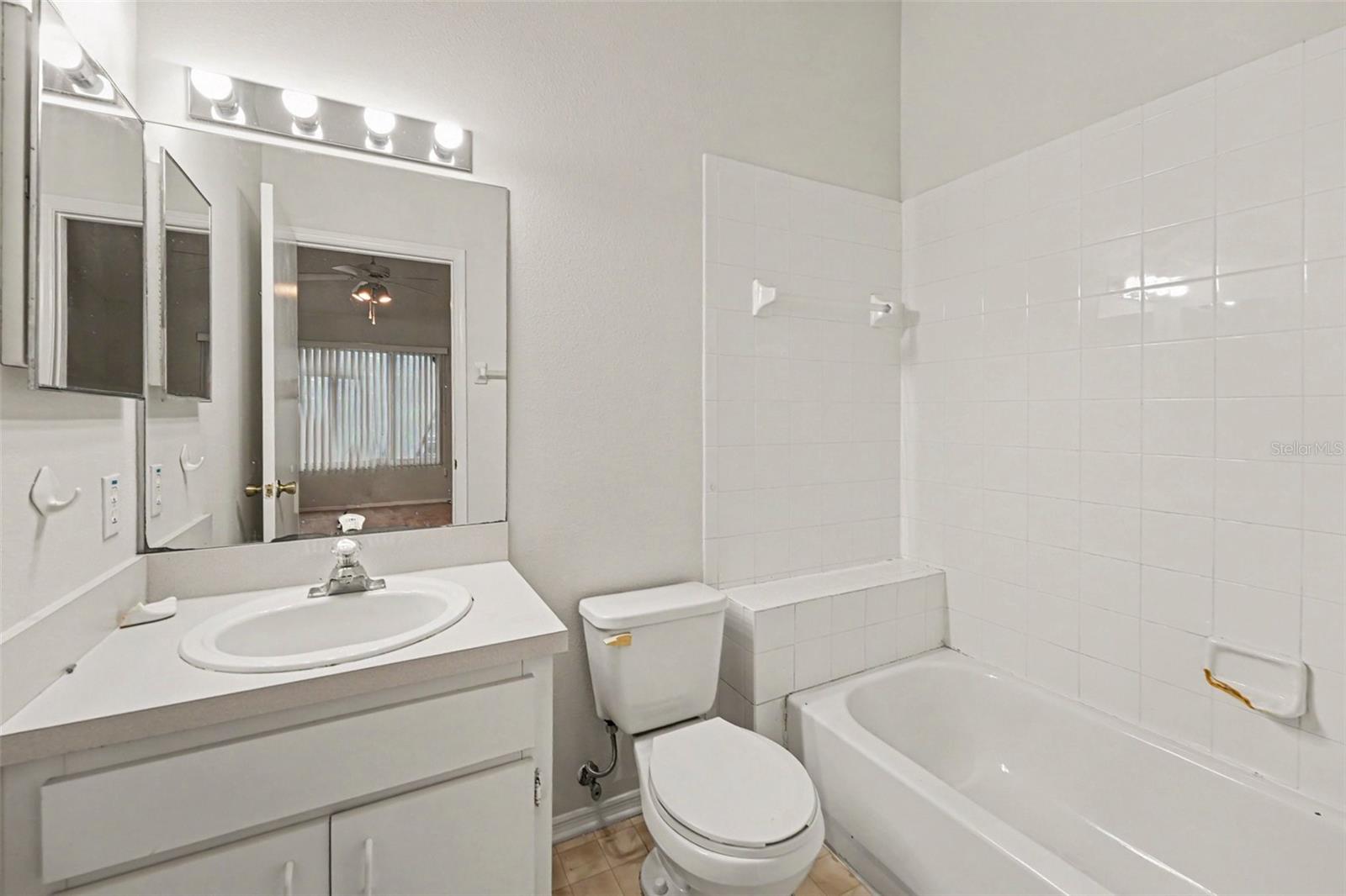 366 COUNTRYSIDE KEY BLVD — photo 18
