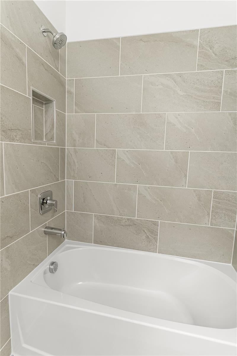 4421 W BAY COURT AVE — photo 39