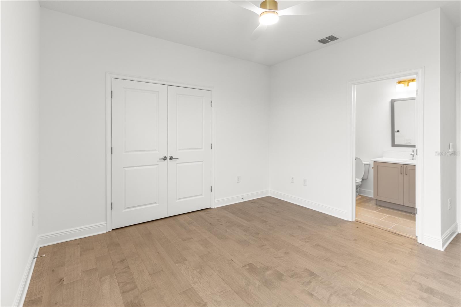 4421 W BAY COURT AVE — photo 22