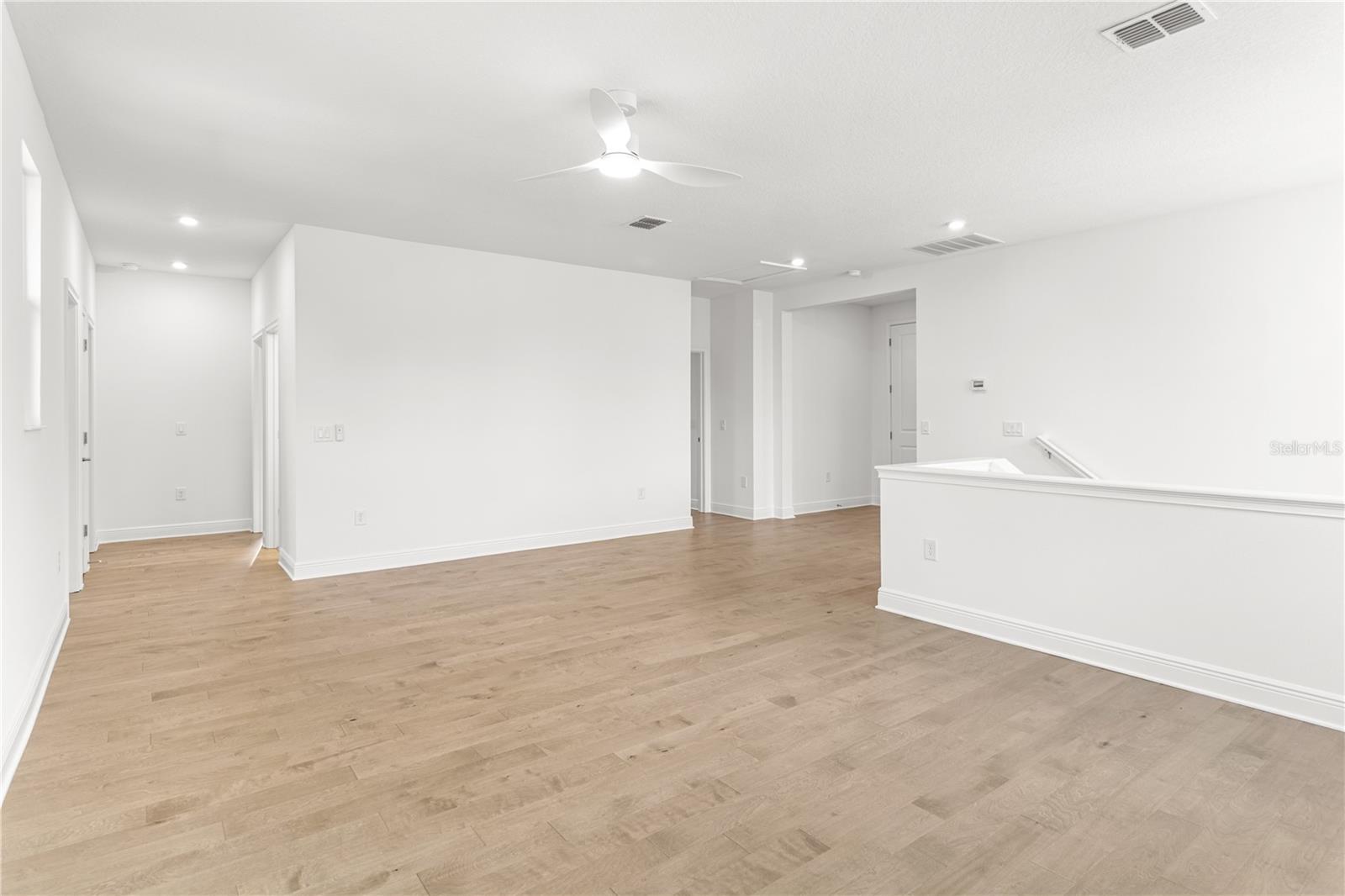4421 W BAY COURT AVE — photo 44