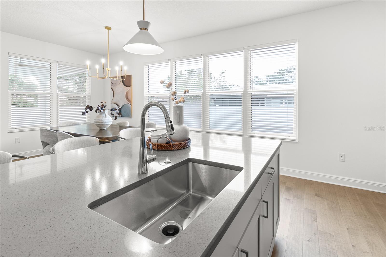 4421 W BAY COURT AVE — photo 9