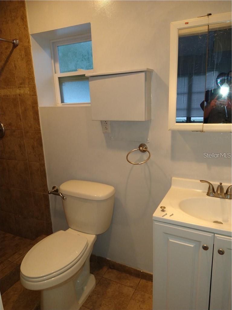 2155 TEMPLE ST — photo 15