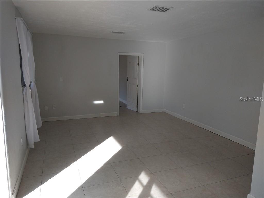 2155 TEMPLE ST — photo 5