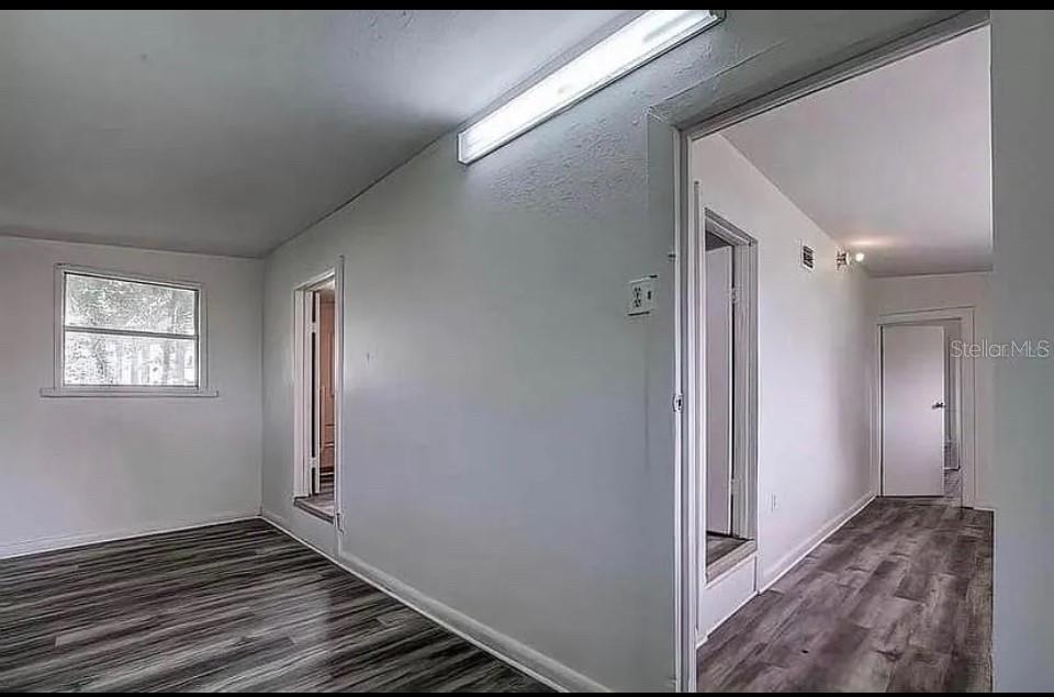 8428 N HIGHLAND AVE — photo 9