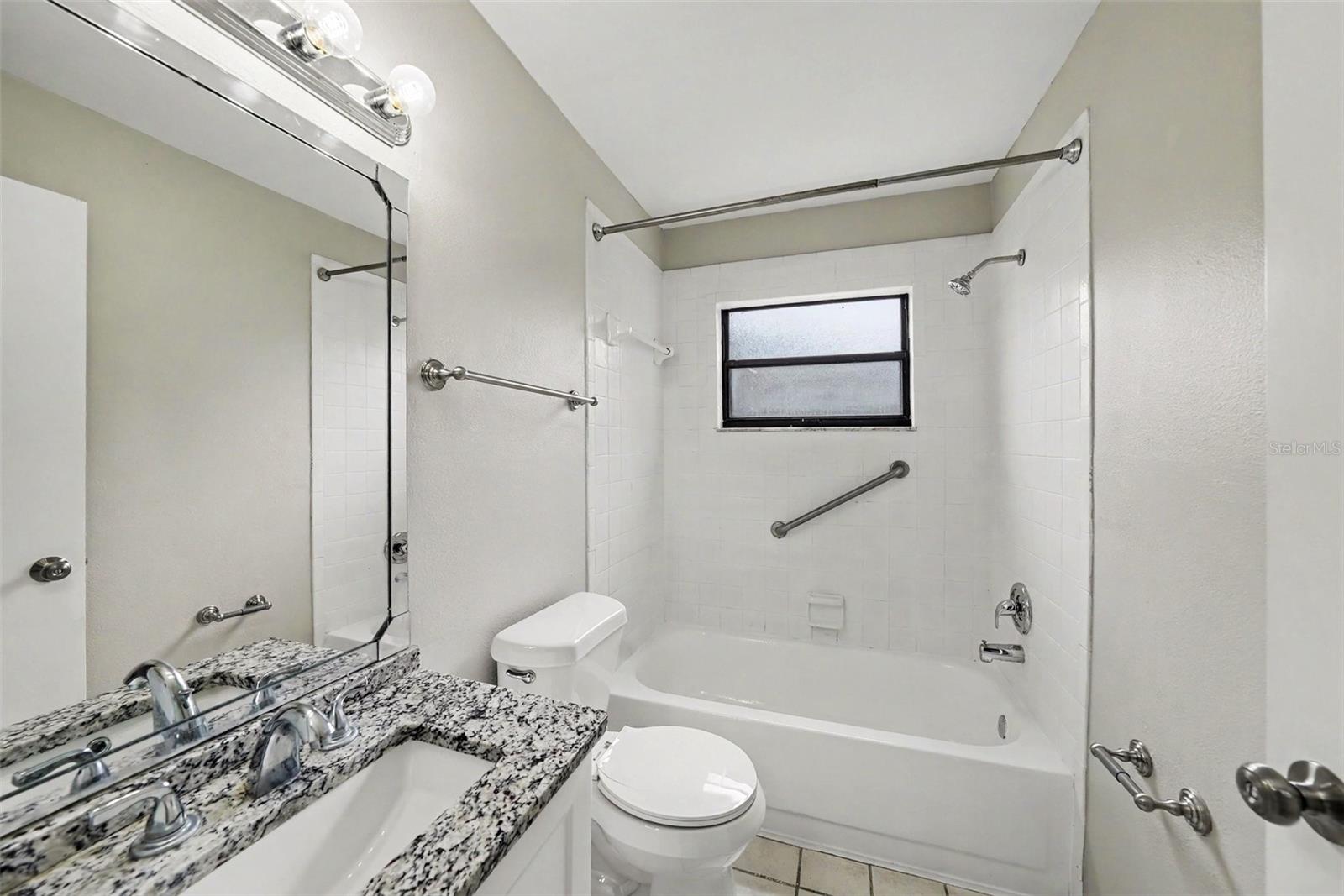 8116 MATTHEW DR — photo 18
