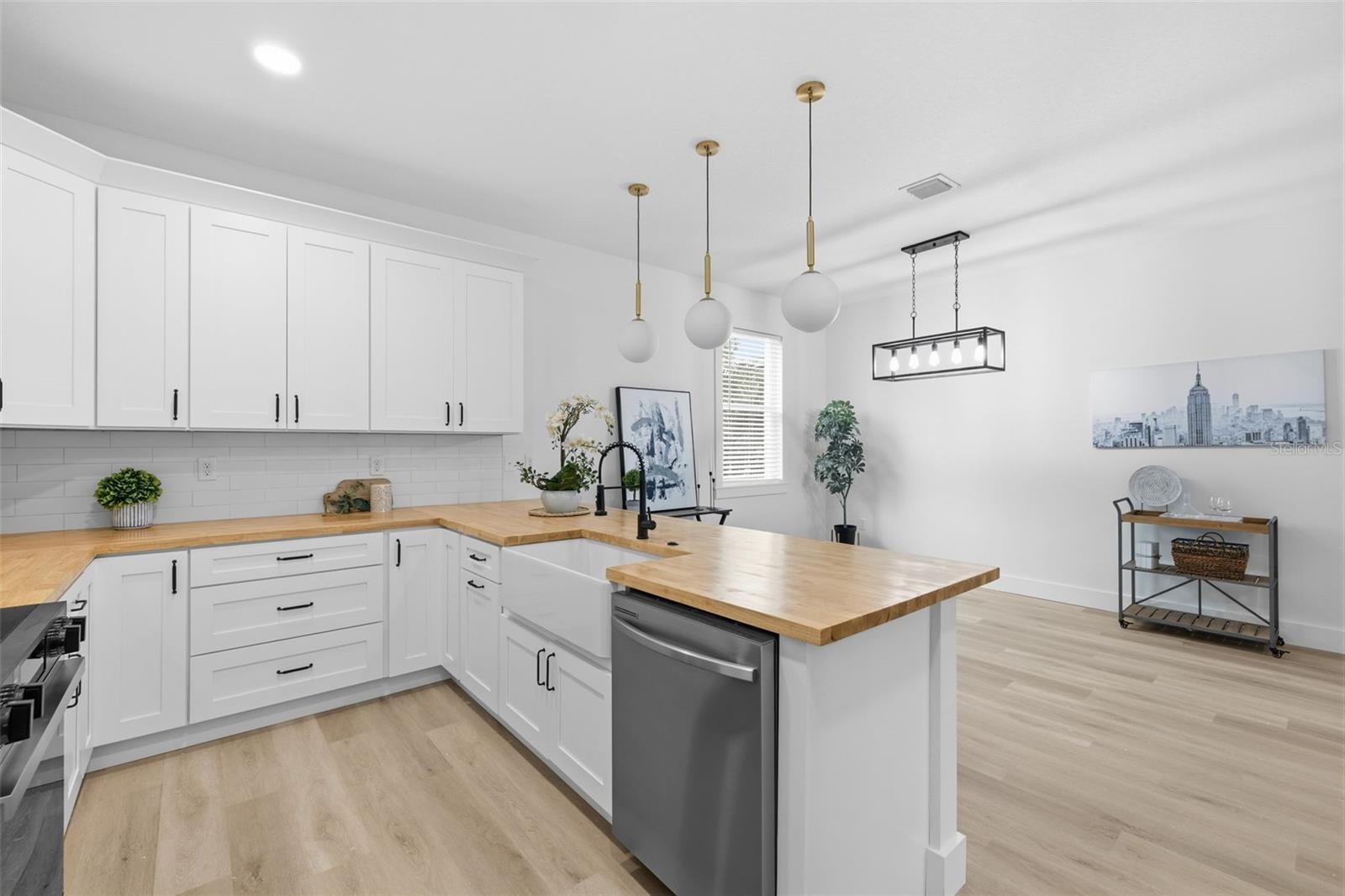 2138 W NASSAU ST #3 — photo 7