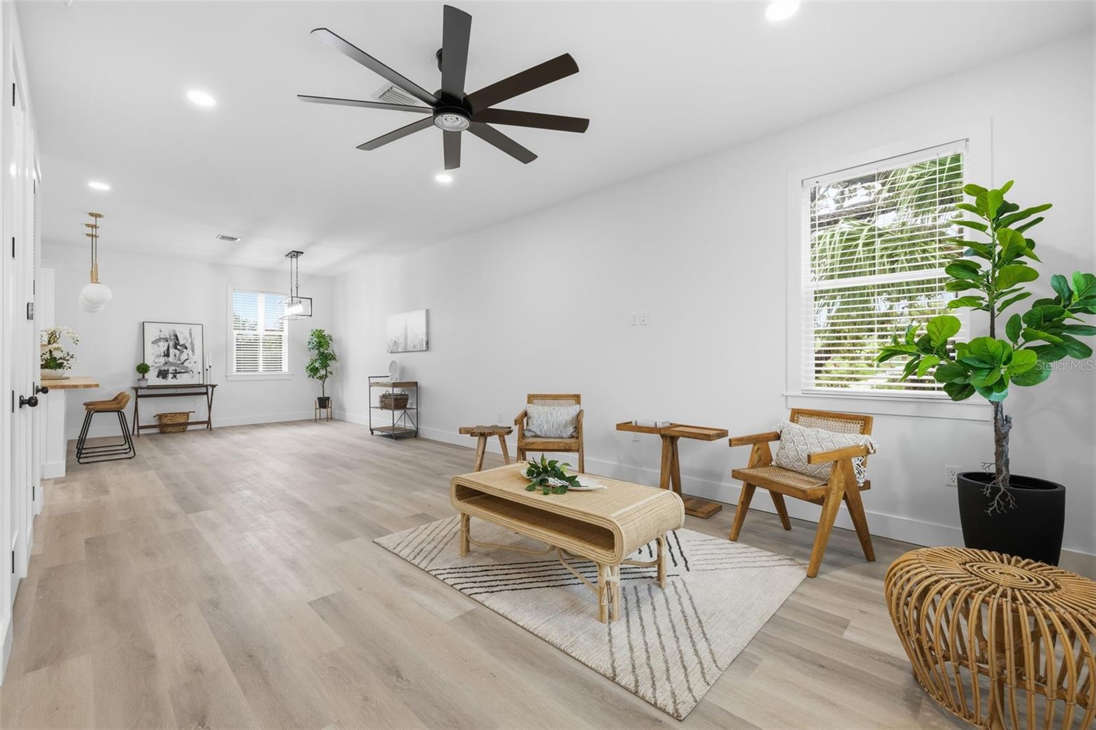2138 W NASSAU ST #3 — photo 3