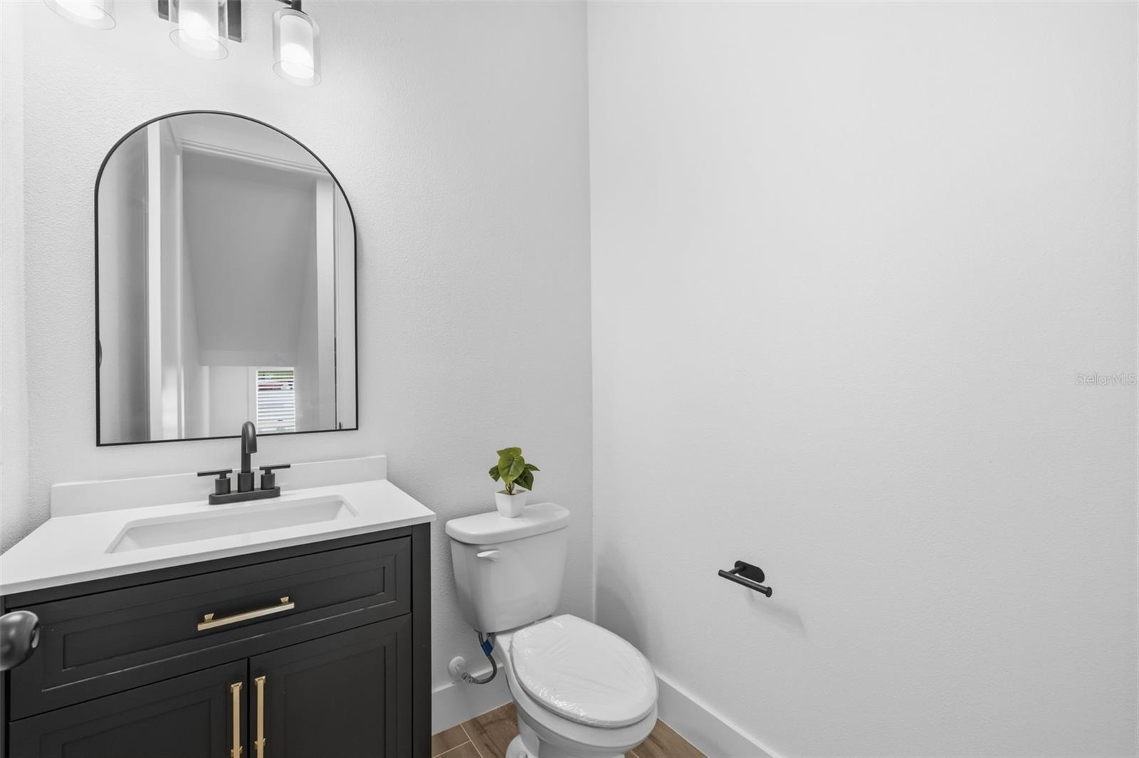 2138 W NASSAU ST #3 — photo 12
