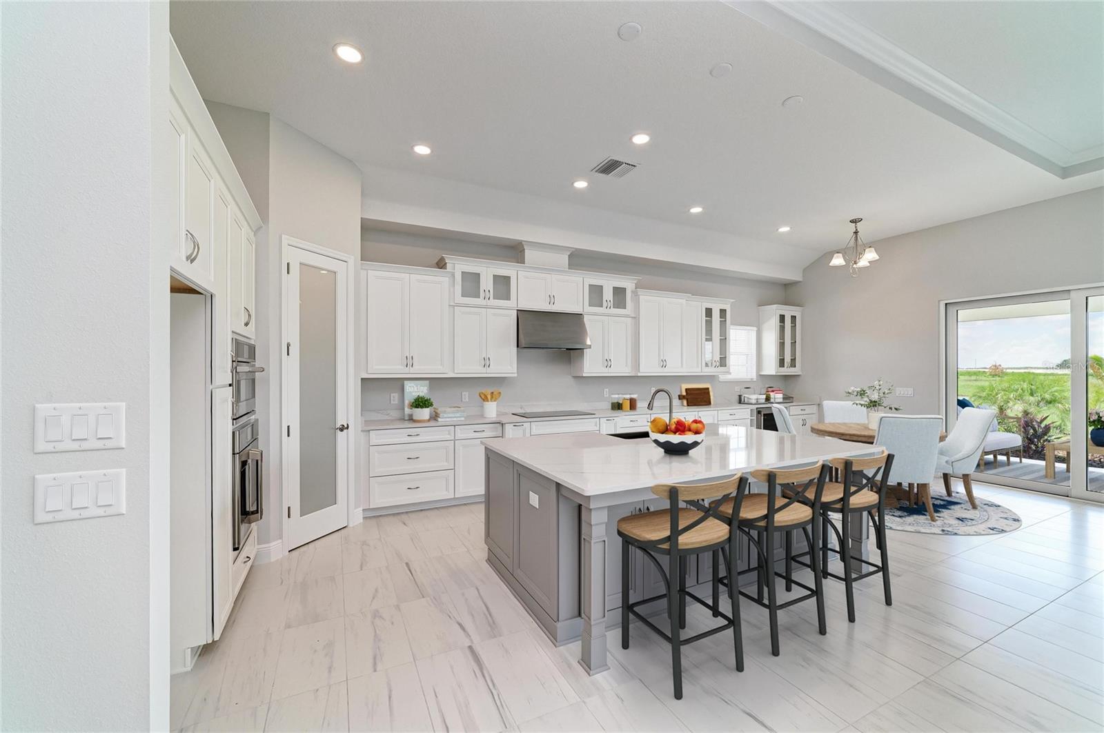 10183 LILAC MANOR TRCE — photo 2