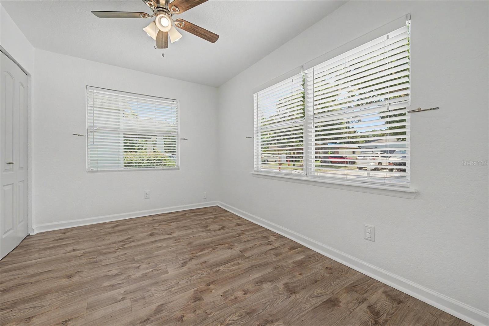 3913 N LYNN AVE — photo 13