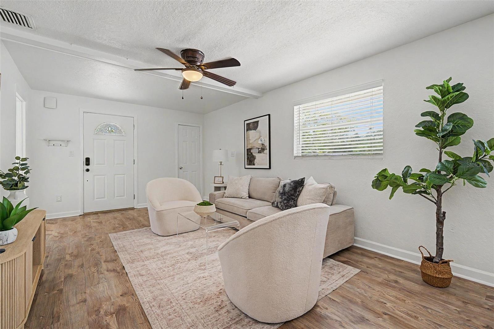 3913 N LYNN AVE — photo 3