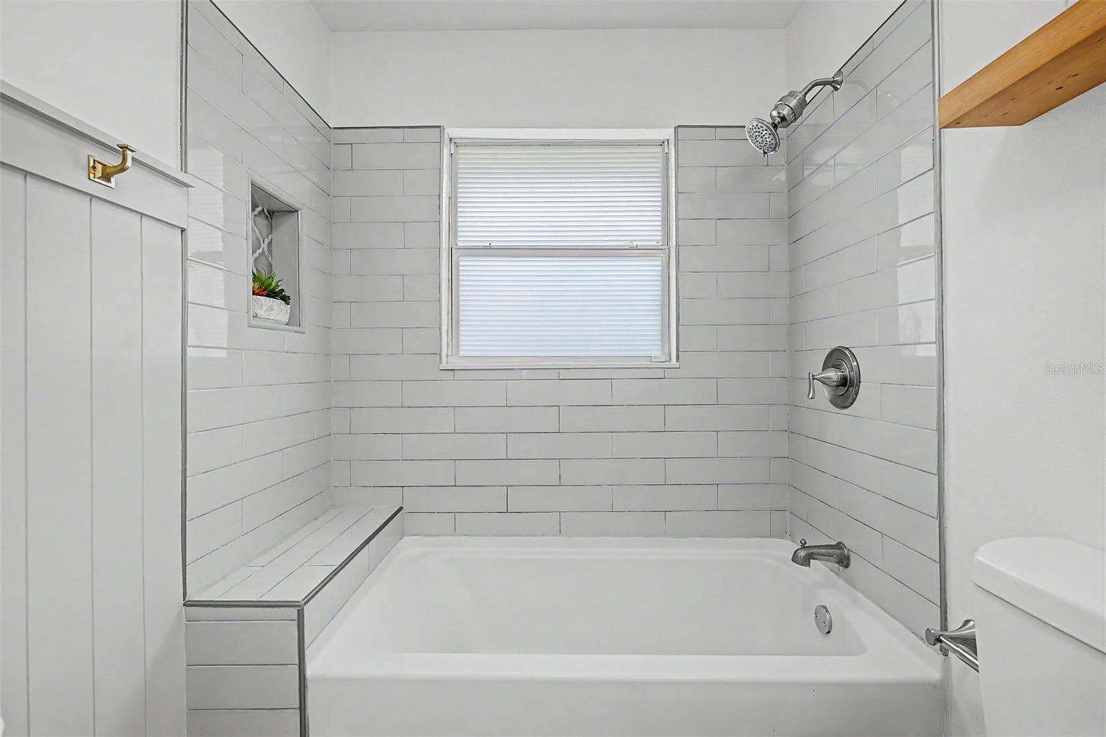 3913 N LYNN AVE — photo 11