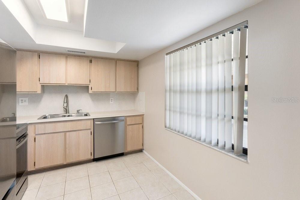 9224 KEYES PL — photo 3