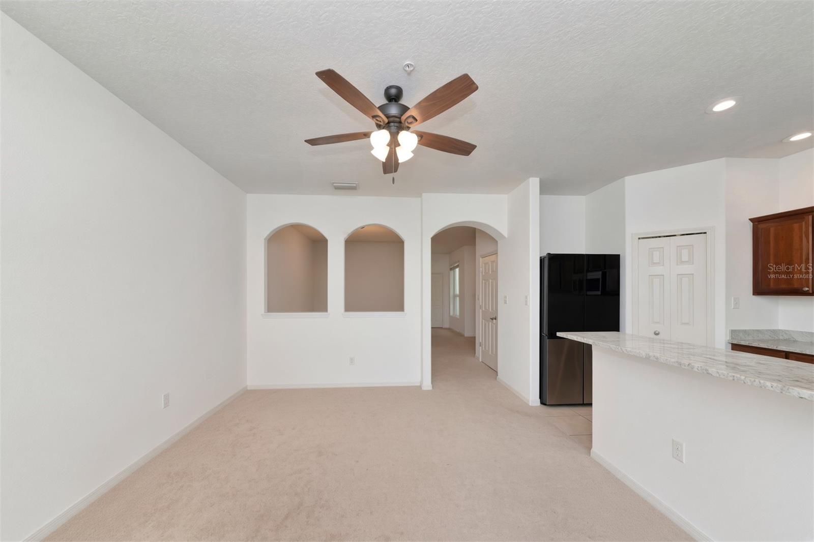 3426 PARKRIDGE CIR #34-105 — photo 34